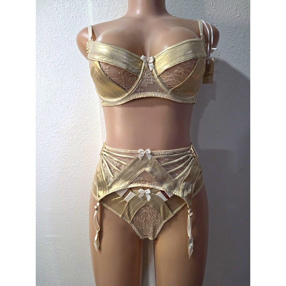 Honey Birdette